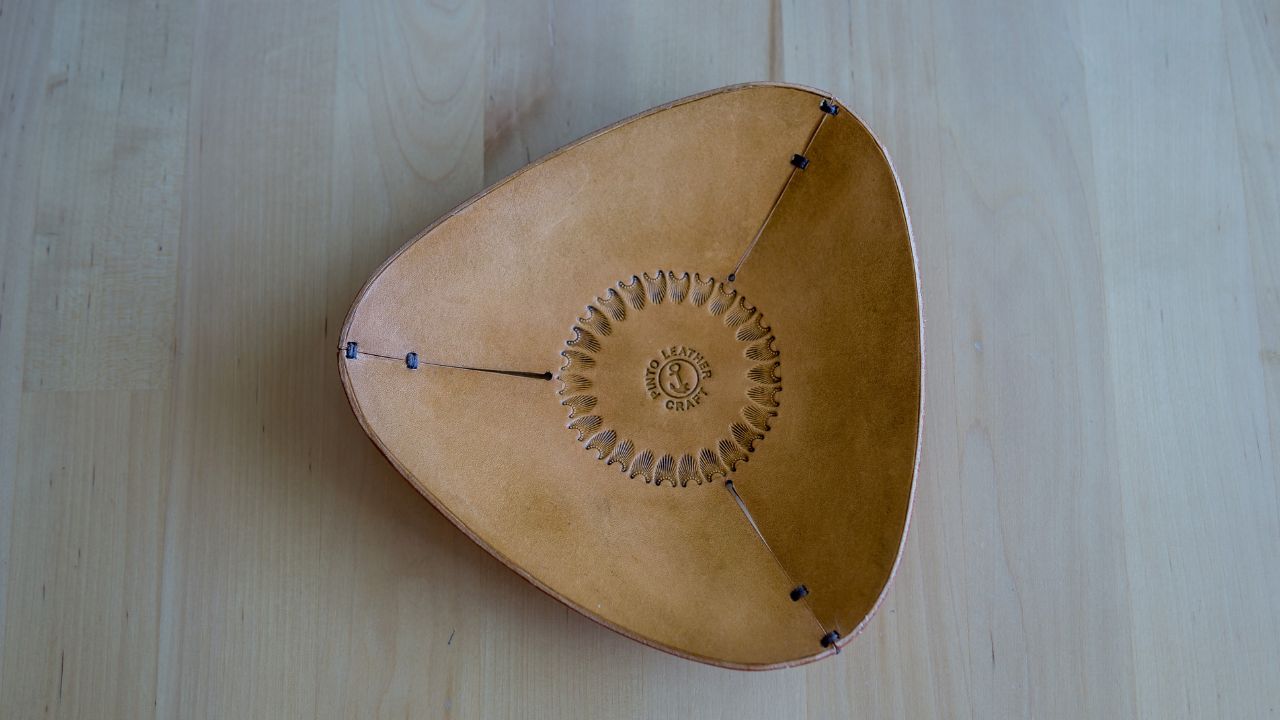 Despeja Bolsos em Couro – Elegância e Organização