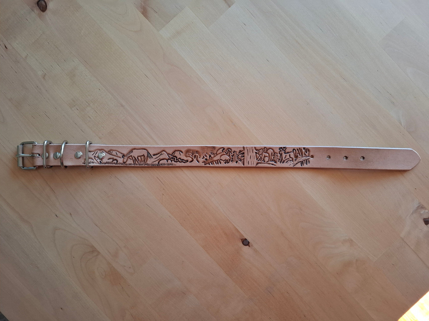 🐾 Coleira Personalizada Premium em Couro Genuíno – Artesanal, Elegante e Única