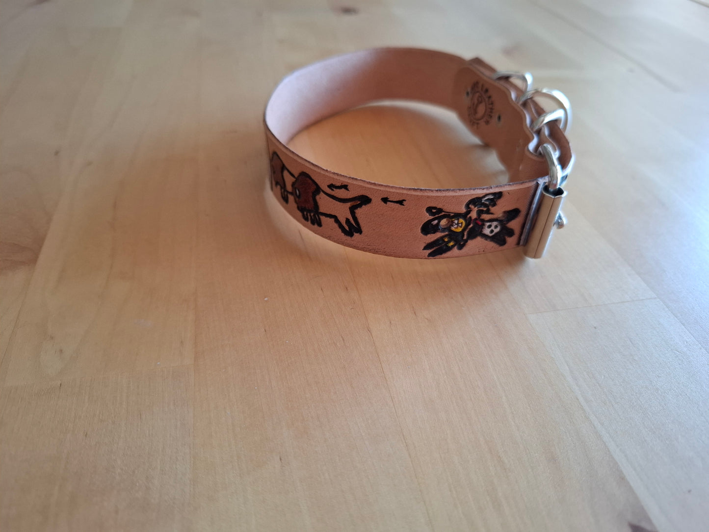 🐾 Coleira Personalizada Premium em Couro Genuíno – Artesanal, Elegante e Única