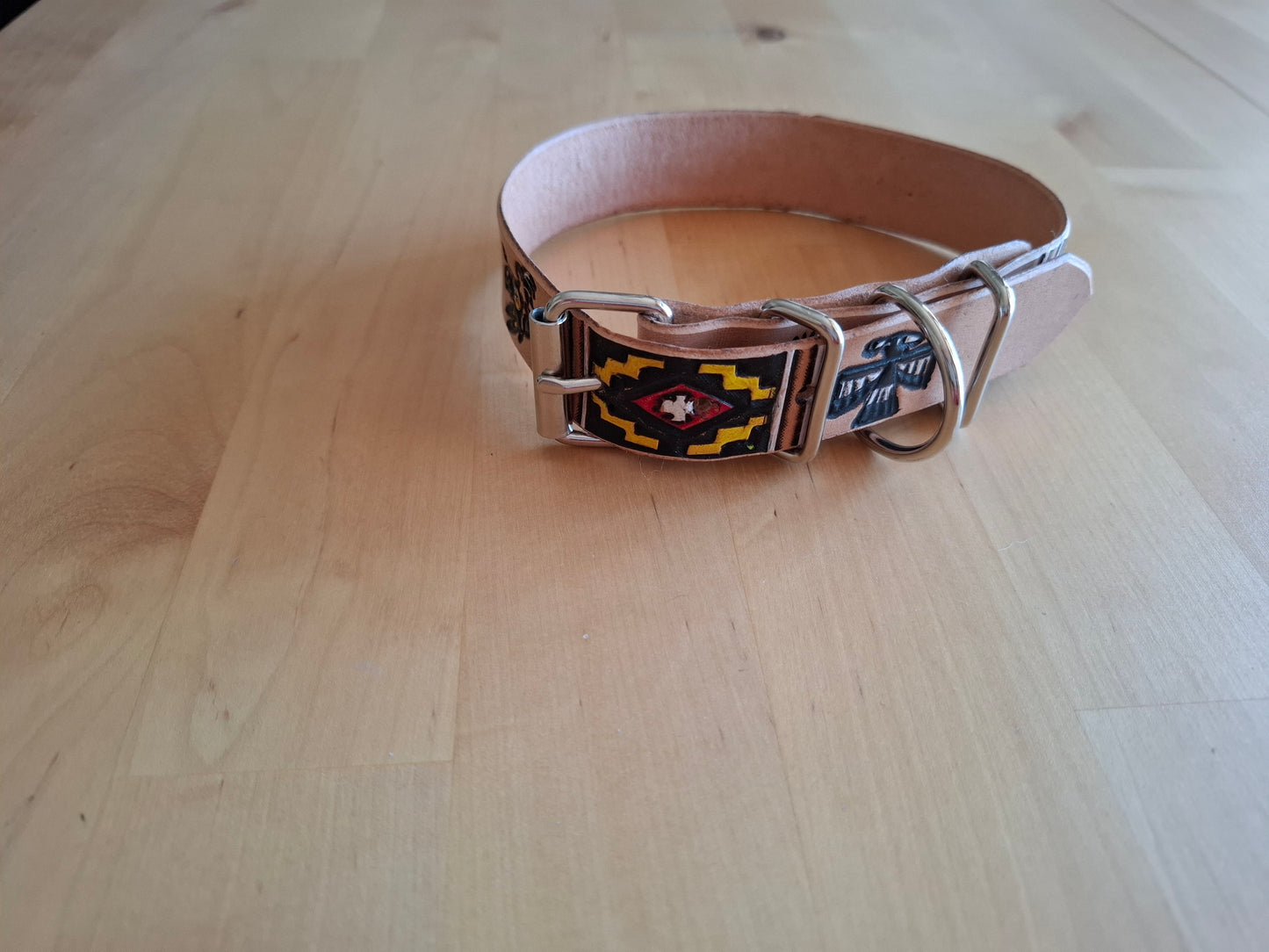 🐾 Coleira Personalizada Premium em Couro Genuíno – Artesanal, Elegante e Única