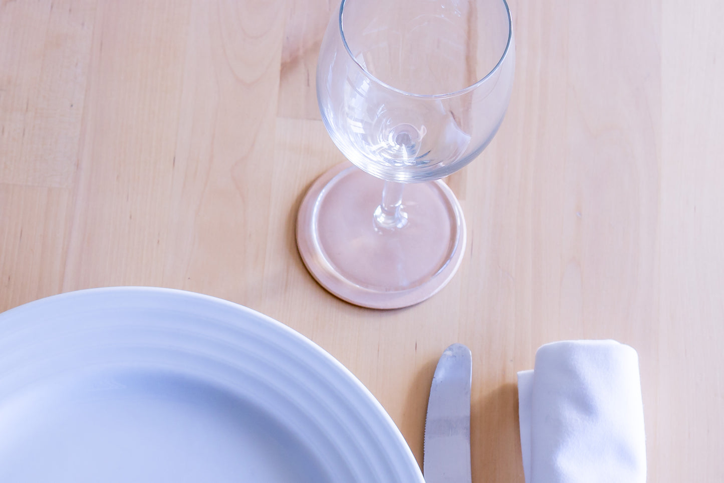 Elevating the Style of Your Table: Individual Leather Coaster