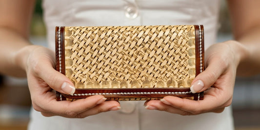 Carteira de Senhora em Couro Entrelacado – Feita à Mão em Portugal