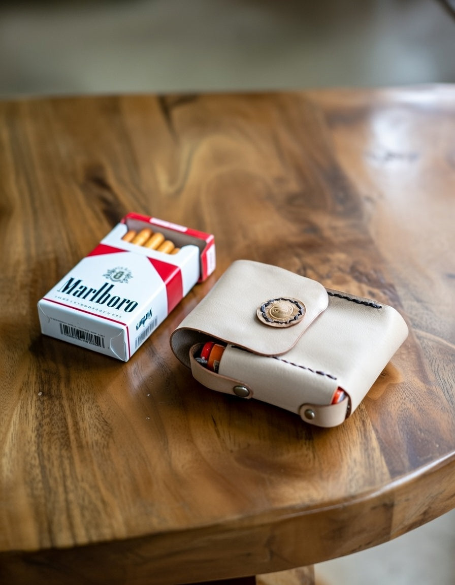 Porta-Cigarros em Couro Natural com Porta-Isqueiro | Feito à Mão